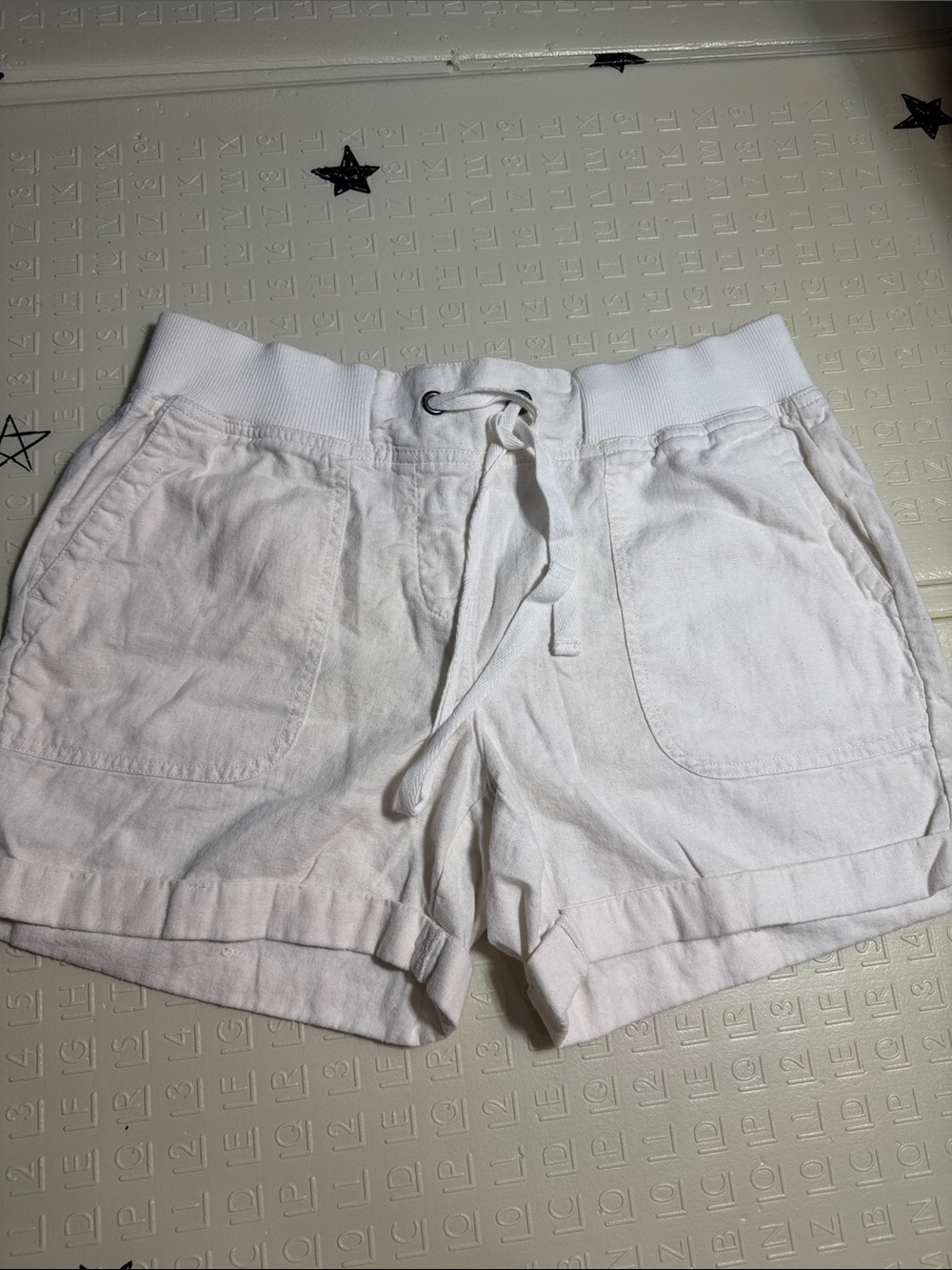 Per Se White Drawstring Casual Athletic Shorts